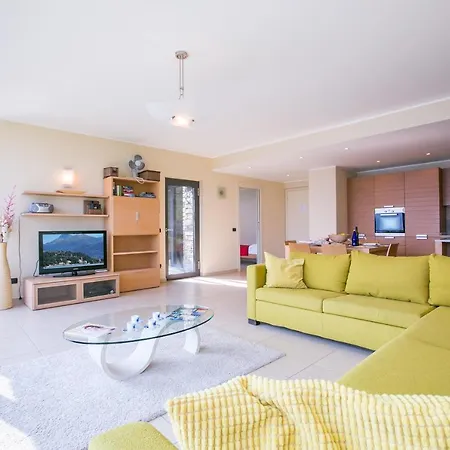 Sant' Andrea Vista Апартаменты *